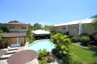 Red Knight Gardens