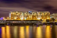 Hilton Garden Inn Dublin City Centre Hotels near Tesco Superstore