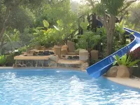 Pacific Waves Resort - Pools