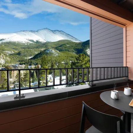 Hotel Alpenrock Breckenridge, Curio Collection by Hilton