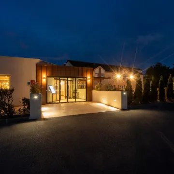 Sure Hotel by Best Western Caen Memorial