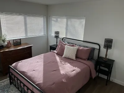 Nee-Nee's Bungalow Interstate Bridge 주변 호텔