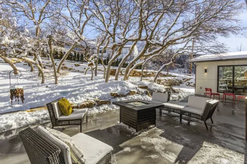 New Home & Luxury Finishes + Breathtaking Views!! Huge Open Concept - Sleeps 8