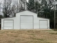 Sovereign Cottage - Hot Tub/Outdoor Space/10 Acres Farm Land.4 Bedrooms 3 Baths