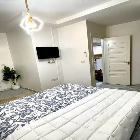 Cozy 1BR Retreat, Steps to Sand