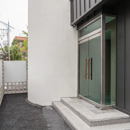 Yangpyeong Blue Hill Motel Dumulmeori Branch Отели рядом с достопримечательностью «Храм Суджонса»