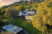 Chianti by AvantStay Stunning Secluded Ranch w Pickleball Court Barn