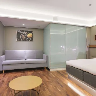 Comfort Hotel Xpress Helsinki Airport Terminal Hotels near Helsinki Vantaa Airport