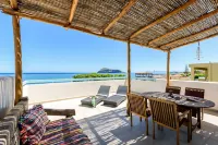 Ilias Apartments - Homestays