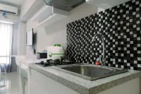 Studio Apartment Connected to Mall at Supermall Mansion Hotels in Wiyung