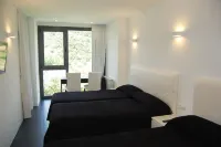 Hostal Tres Campanas - Pensionaatit