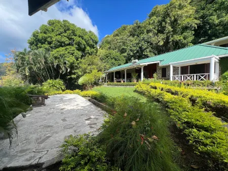 Authentic St. Lucian Experience At Prestigious Villa - Colibri Cottage 6 Bedroom Villa by RedAwning