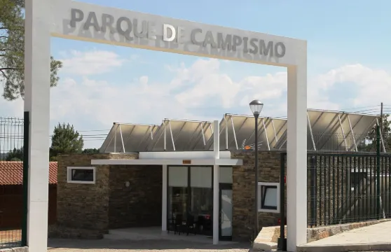 杜爾默露營酒店