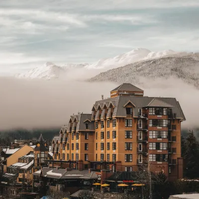 Sundial Hotel Hotels near Black Tusk Gallery
