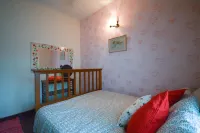 Homestay 5-bedroom villa with pool at Port Dickson