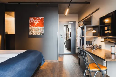 Exeter Hotel