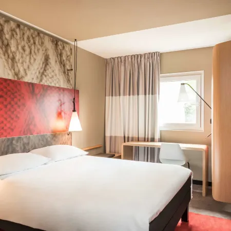 Ibis Montargis