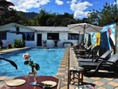 Mindo Casa de Piedra Hoteles en Mindo