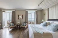 Rock Hotel