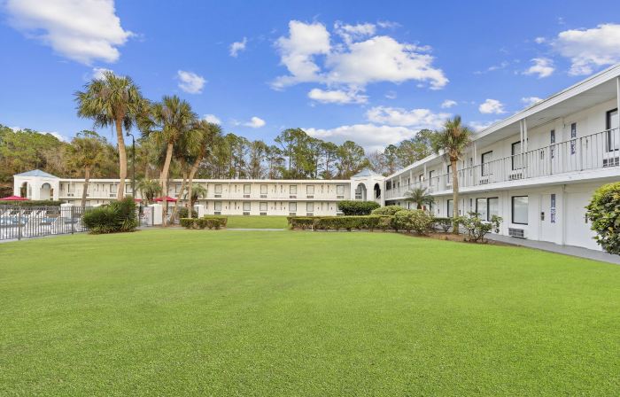 Baymont by Wyndham Jacksonville Airport