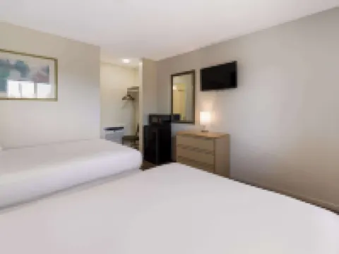 Rodeway Inn Livermore Hotels in Livermore