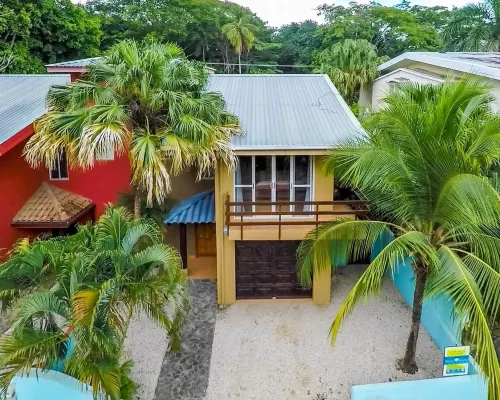 Nicely Priced Duplex in Surfside with Private Pool and AC in Every Room Hotels in Potrero
