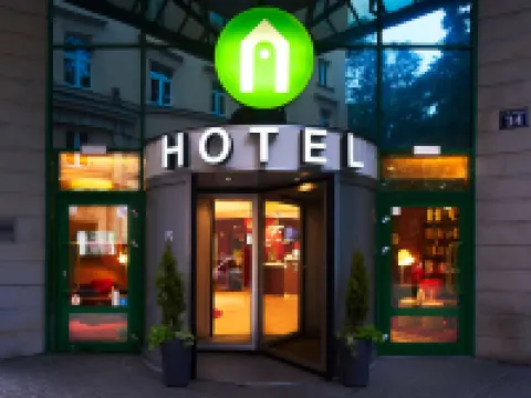 克拉科夫老城Campanile高級酒店 鄰近聖瑪麗亞大教堂的酒店