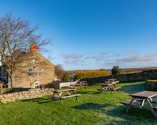 The Fox & Hounds Inn Hotels in Whitby
