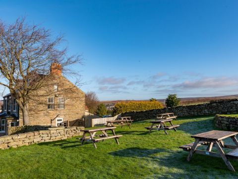 The Fox & Hounds Inn