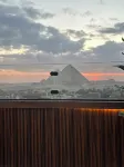 Crowne Pyramids Palace