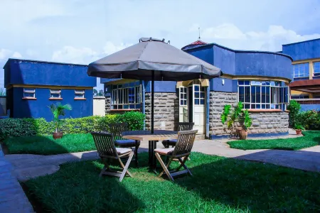 Calabash Express Отели в г. Awach