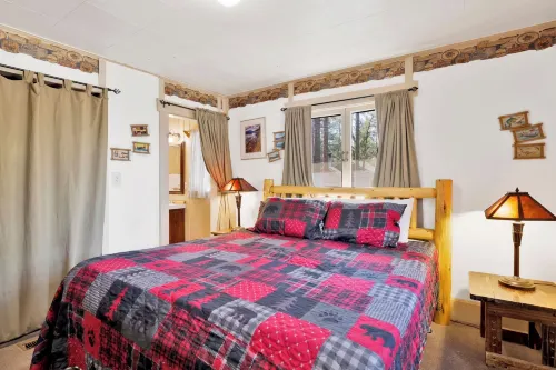 Lodge House #100 Hotels in Fawnskin