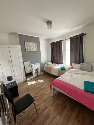 Doncaster Dream House Retreat