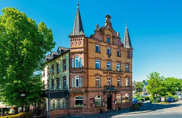 艾菲爾犯罪酒店