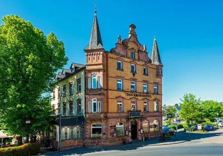 Eifelkrimihotel Отели в г. Штеффельн