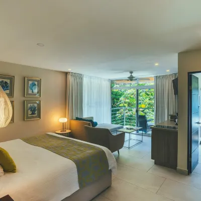 Jungle Vista Boutique Hotel Отели рядом с достопримечательностью «Пляж Бьесанс»