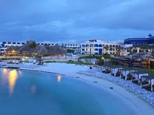 Hard Rock Hotel Riviera Maya - Adults Only - All Inclusive