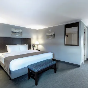 Mt. Madison Inn & Suites