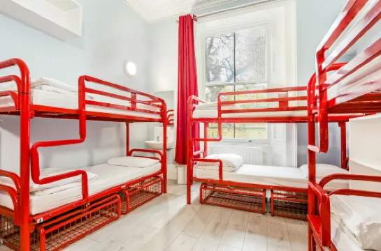 Astor Victoria Hostel