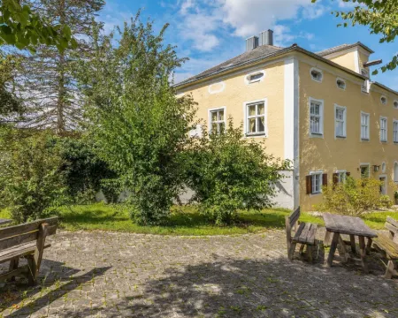 Herrenhaus in Riedenburg im Malerischen Altmühltal Hotels in Riedenburg
