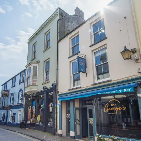 Tipyn O Haul - 1 Bed Apartment - Tenby