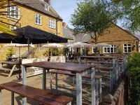 The World's End - Northampton - parking