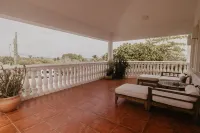 Le Soleil d'Or CaymanBrac Hotels in West End
