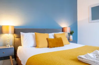 Apartment Ideal for Hospital by Nest Stays Hotels near Woburn Safari Park