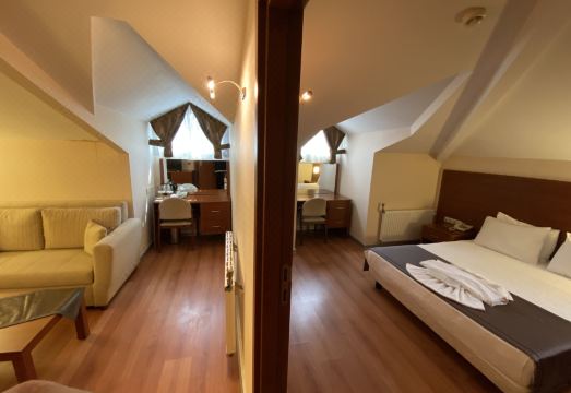 트리아다 호텔 가예테페