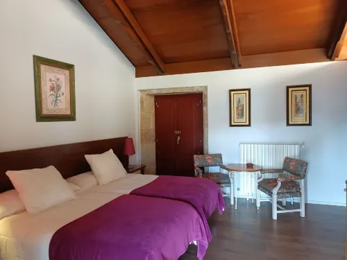 Casa Das Capelas Hotels in Cea