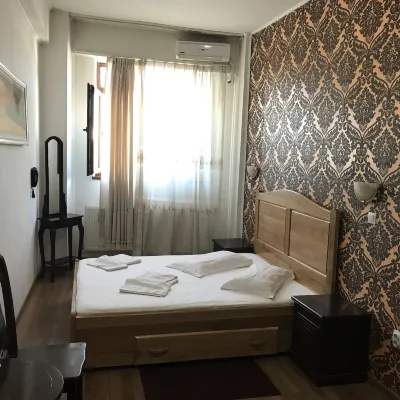 Hotel Funnytime Hotels near Sun Plaza