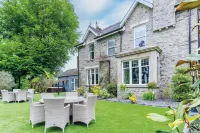 Hill House Country Estate - Princes Gate