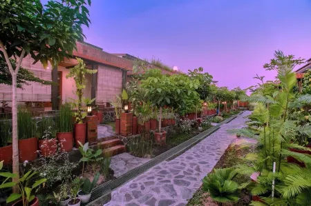 Tzy-No Cottage Yogyakarta Отели в г. Pakem