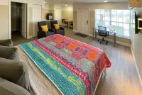 Summerwind Studios Hotels in Cape Coral